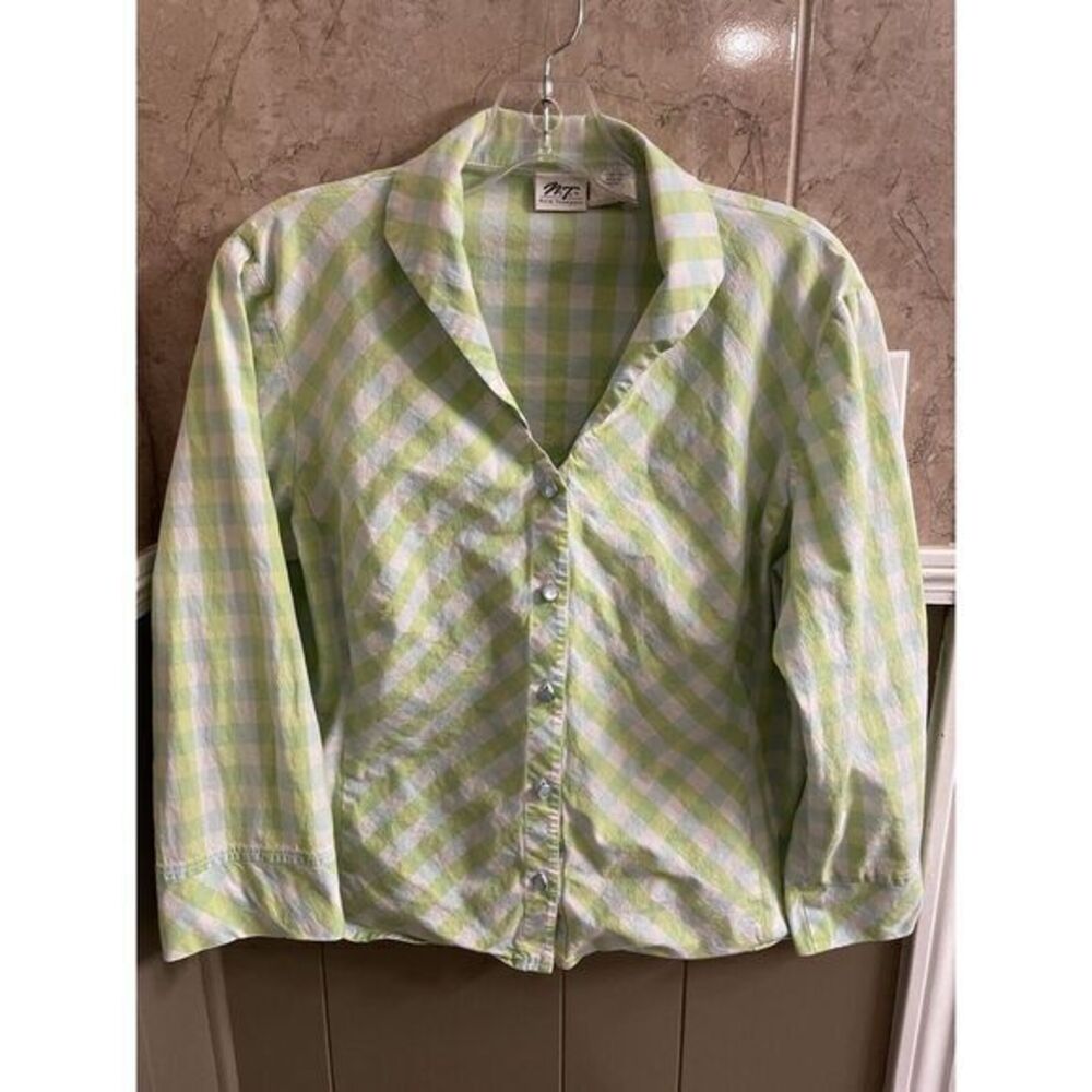 Norm Thompson Women's Green Checked Shirt Size‎ Medium